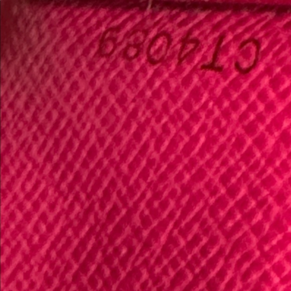 Louis Vuitton Black Multicolor Monogram Key Holder - Picture 14 of 15